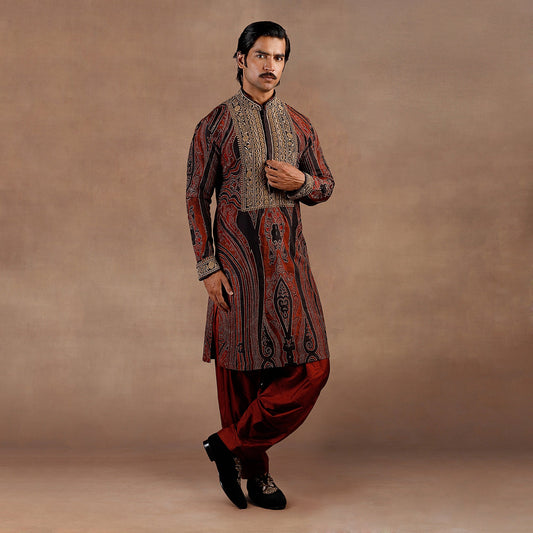 Vintage Red Janawaar Kurta Set | EAST