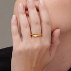 Sleek Heart Ring