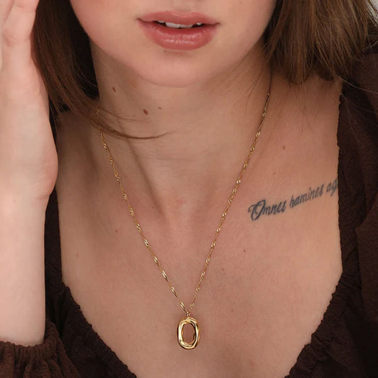 Wobbly Oval Necklace