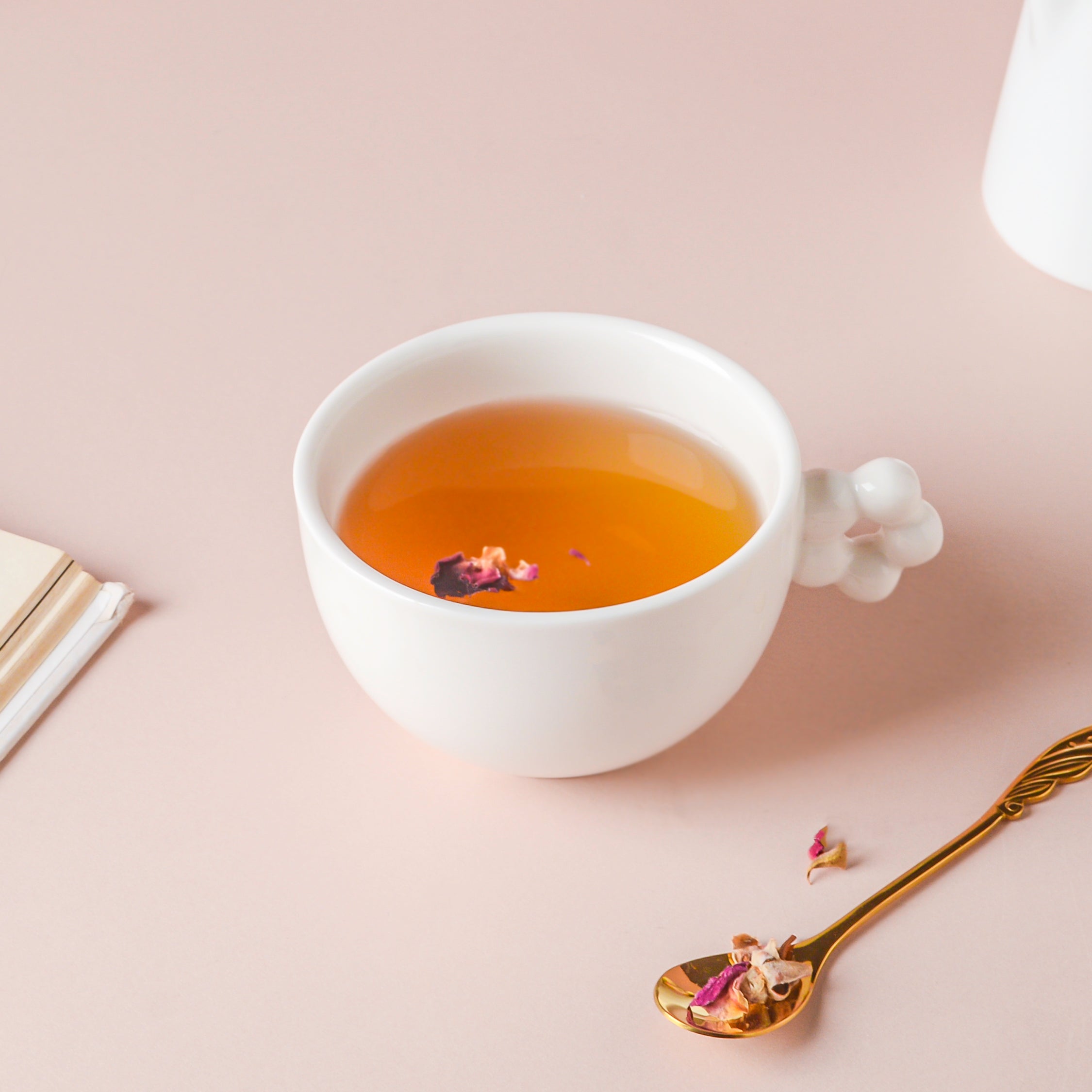 Riona Flower Cup And Plate Set White