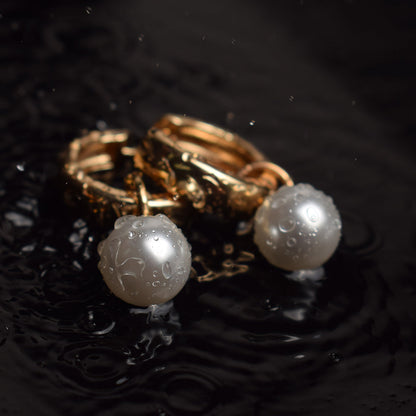 Medium Pearl Hoop Earrings