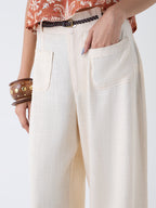 Bombay Paisley Off-White Solid Pants