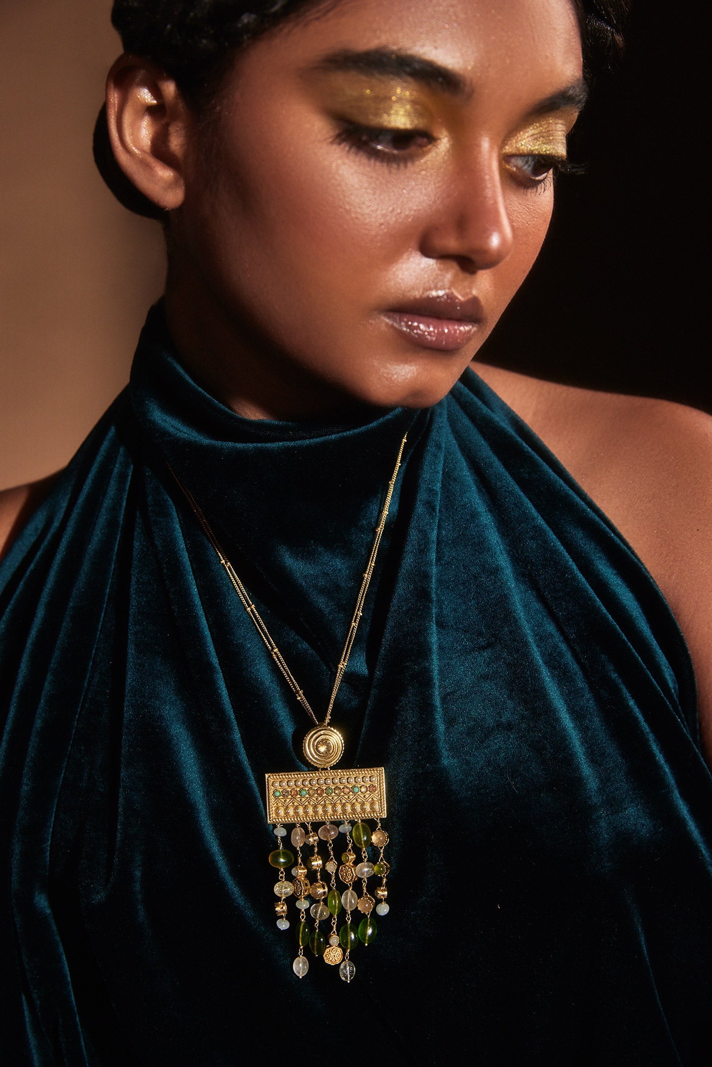 Azra Iconic Necklace