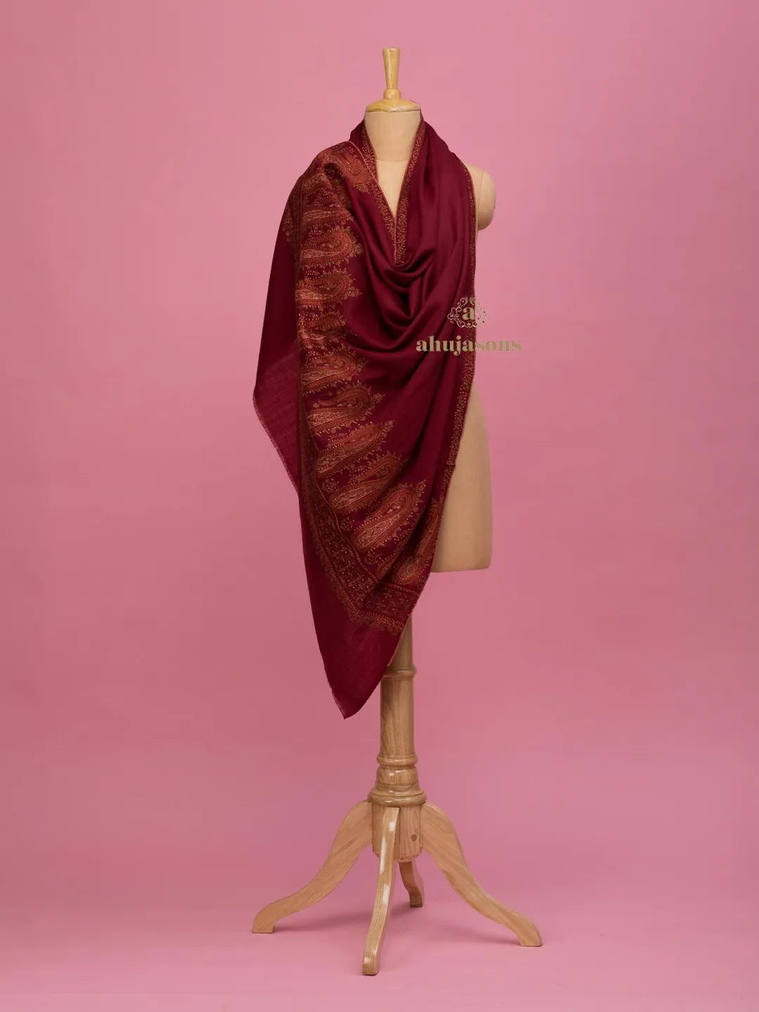 Elegant Cashmina Shawl with Palla Pattern in Maroon