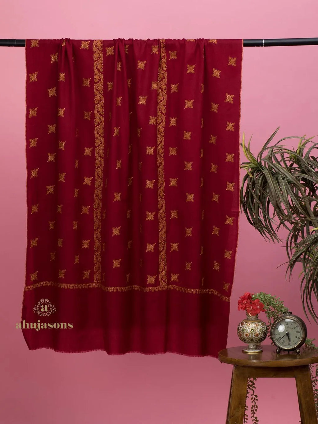 Elegant Cashmina Shawl with Jaal Pattern in Maroon
