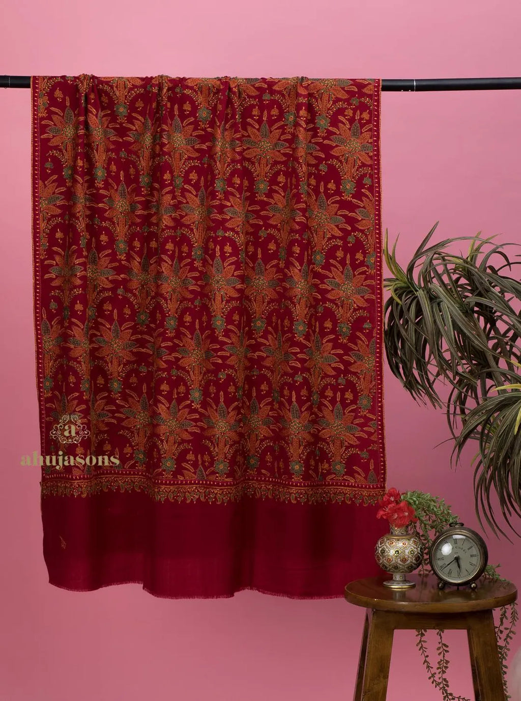 Elegant Cashmina Shawl with Jama Jaal Pattern in Maroon