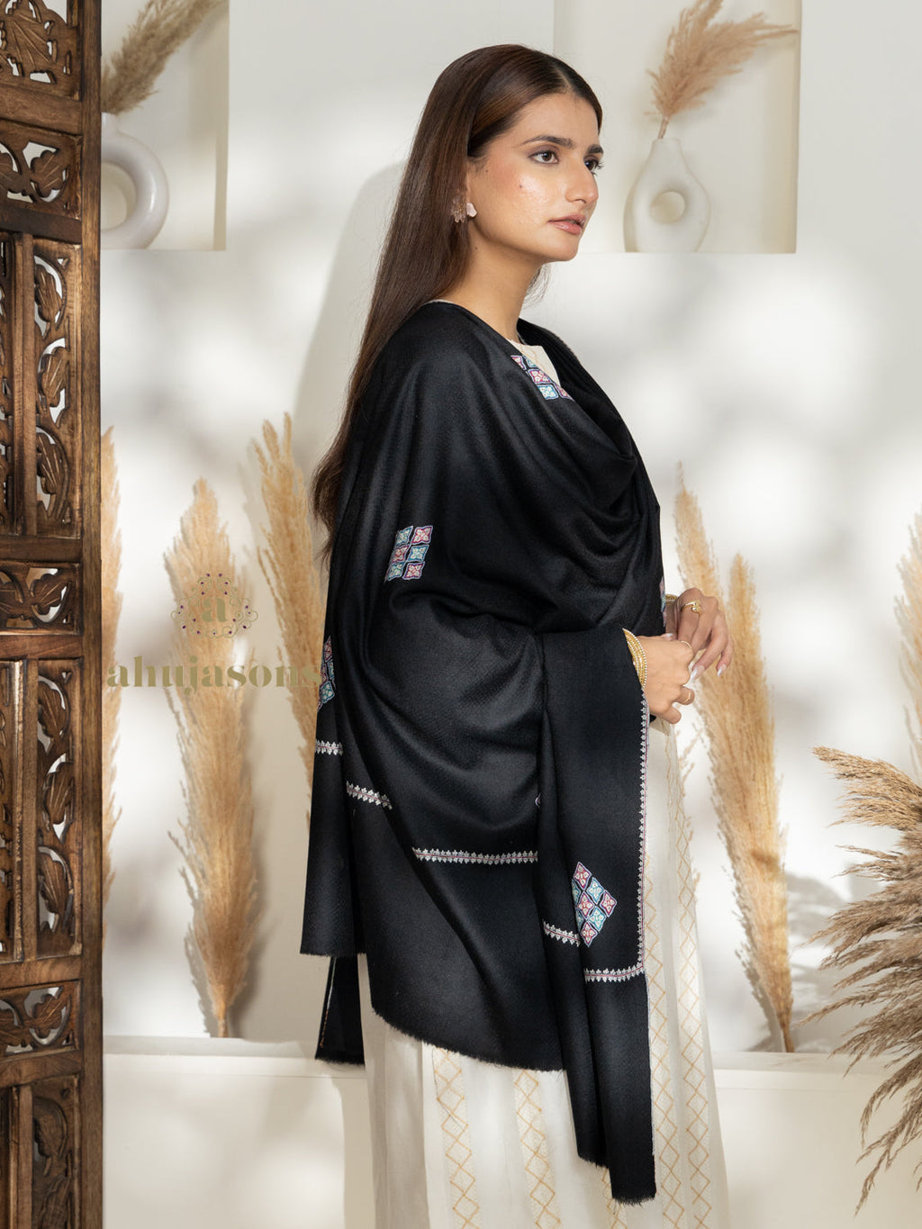 Black Handloom Pure Pashmina Shawl — Ornate Booti Embroidery