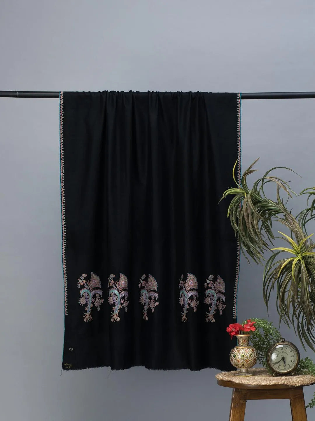 Classic Handloom Pashmina Shawl in Black