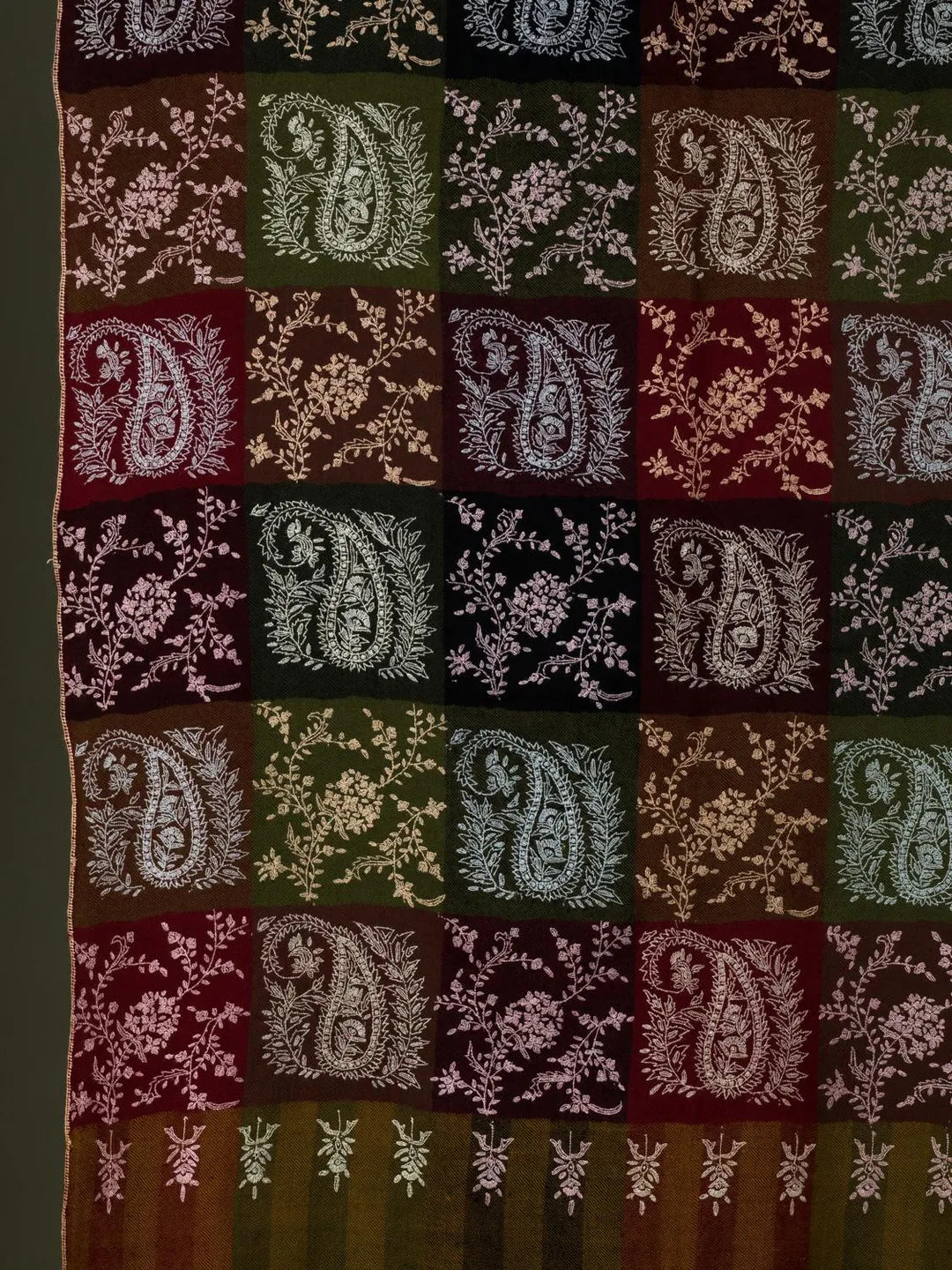 Classic Kaani Handloom Pashmina Shawl in Multi