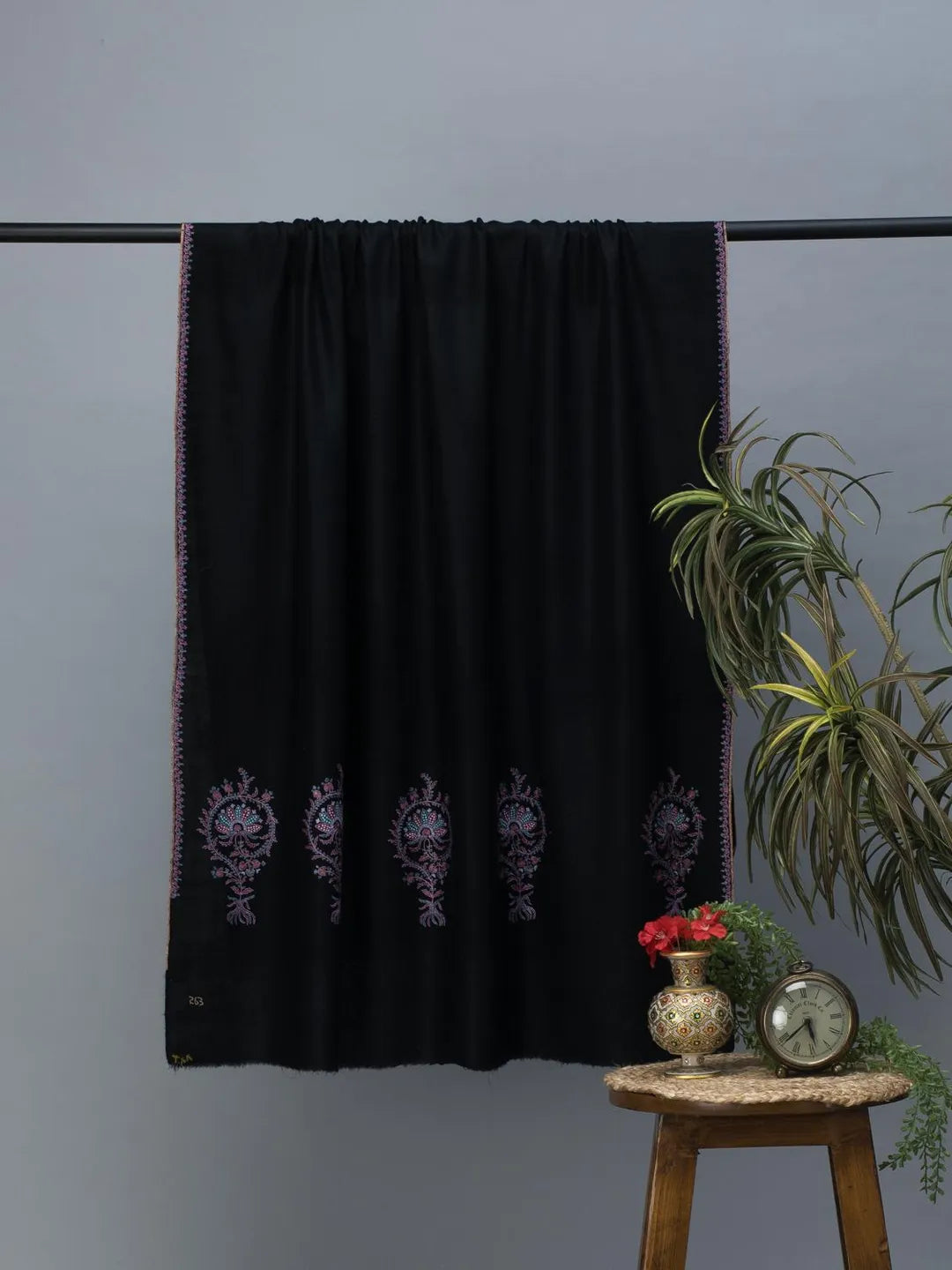 Classic Handloom Pashmina Shawl in Black