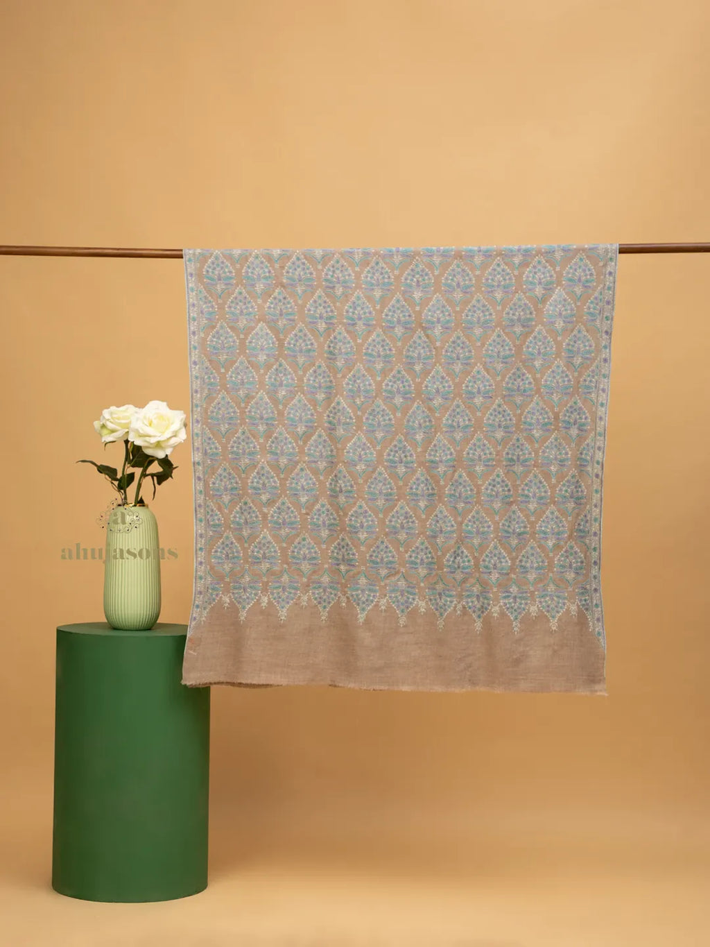Elegant Handloom Pashmina Shawl Jama Embroidery in Beige