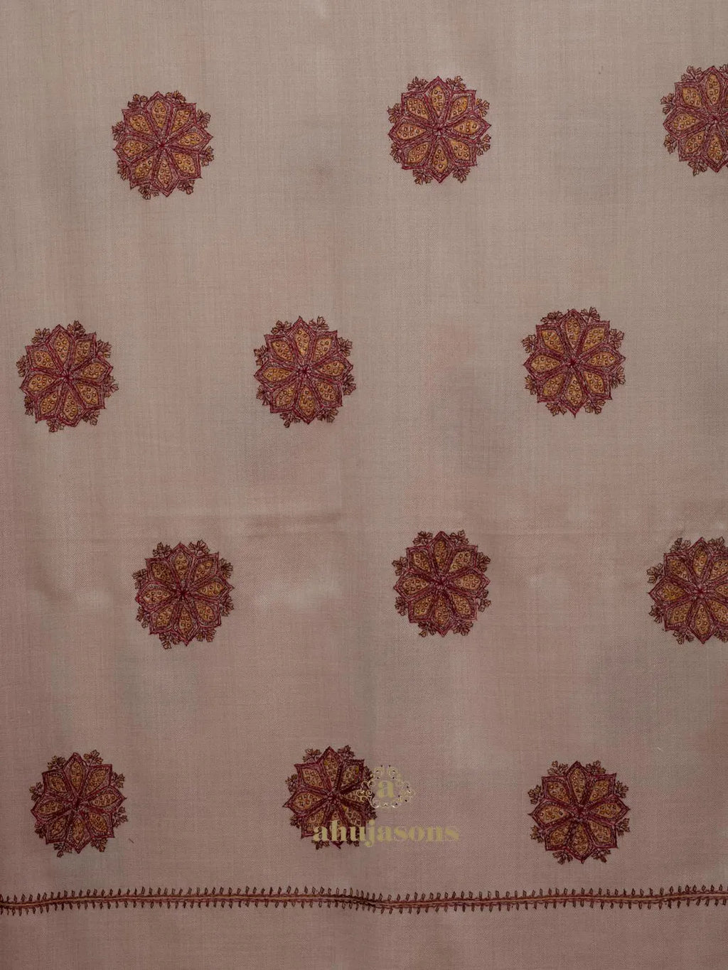 Elegant Cashmina Shawl with Booti Pattern in Beige