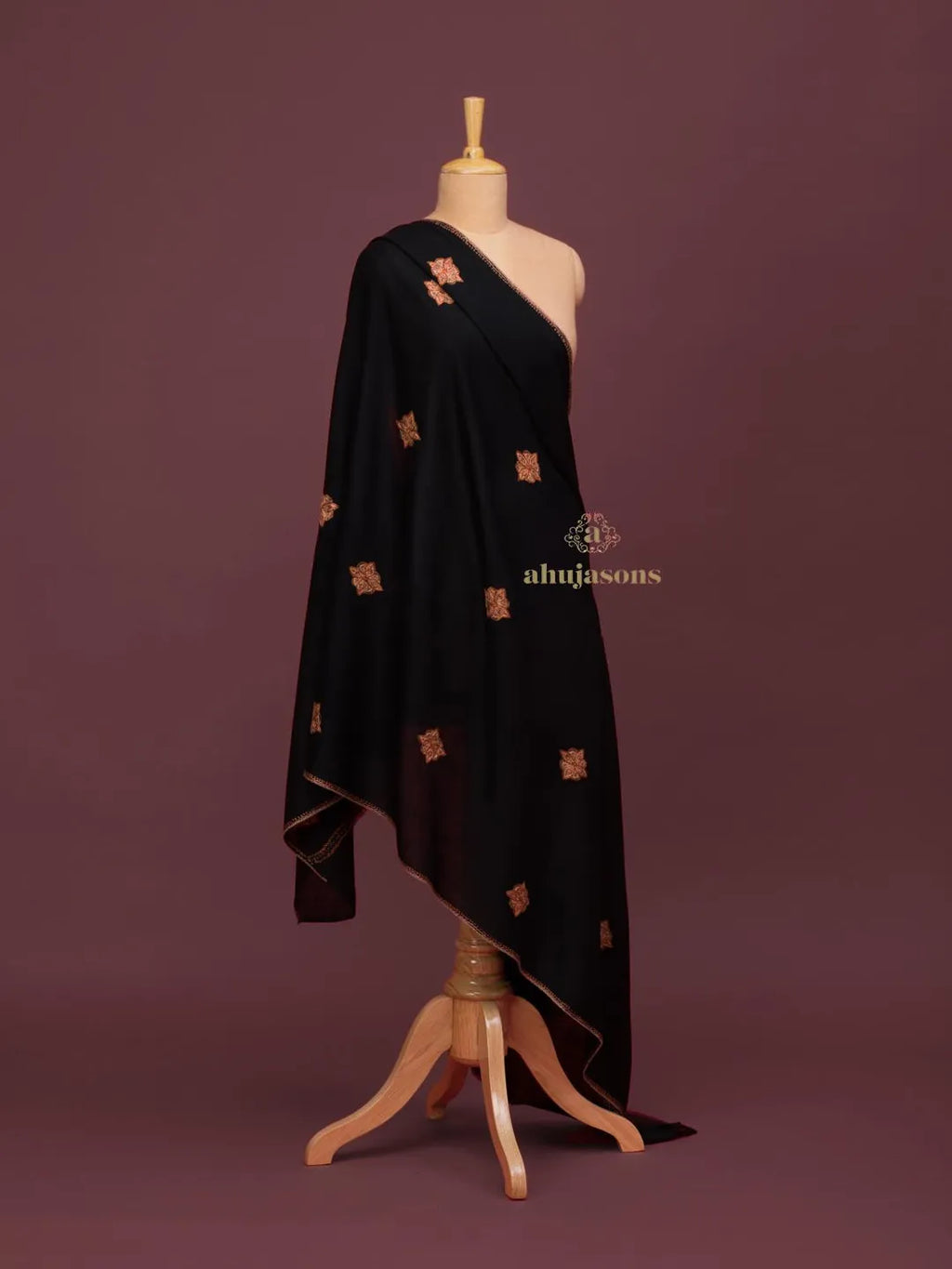 Classic Cashmina Shawl with Booti Pattern in Black