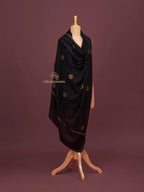 Classic Cashmina Shawl with Booti Pattern in Black