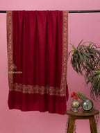 Elegant Cashmina Shawl with Fancy Border Pattern in Maroon