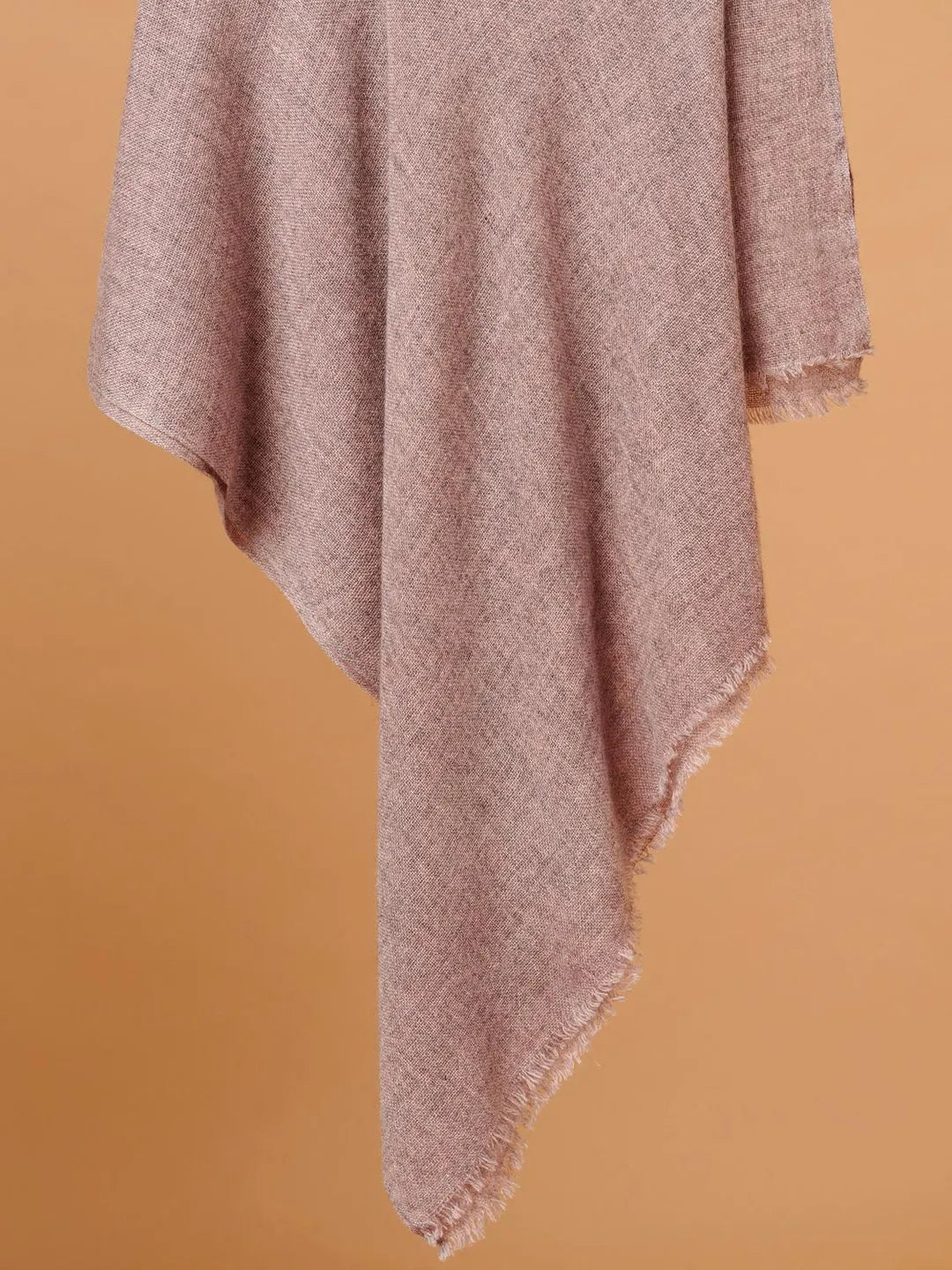 Chic Stole Wool Blend in Beige