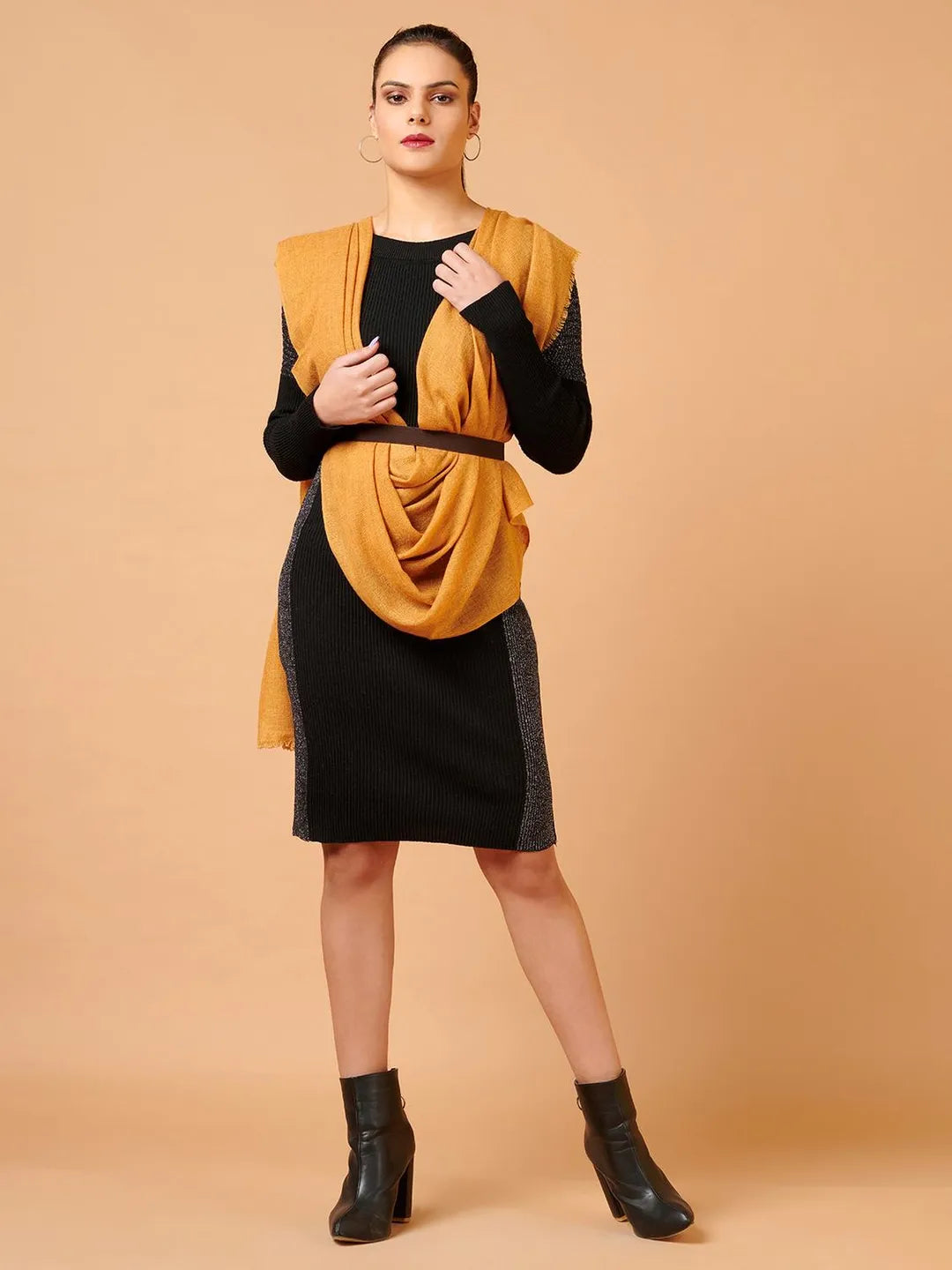 Chic Stole Wool Blend in Yellow