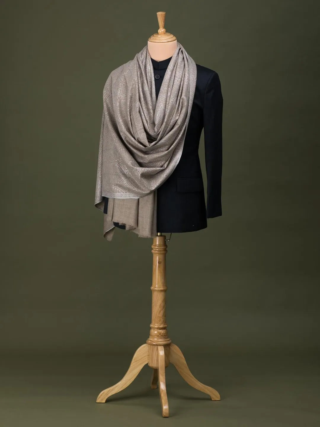 Elegant Handloom Pashmina Shawl Jama Embroidery in Beige