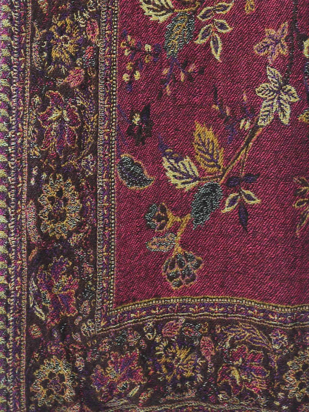 Artisanal Throws Decorative Weave with Jacquard Jamawaar Pattern in Multi Colour