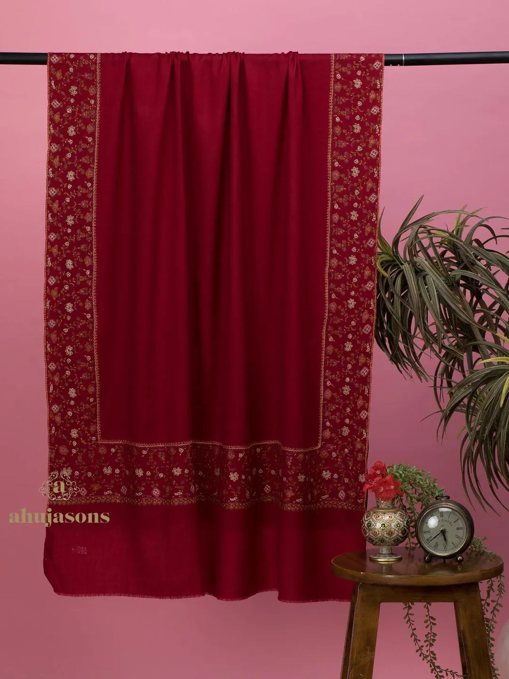 Classic Cashmina Shawl with Daur Pattern in Maroon