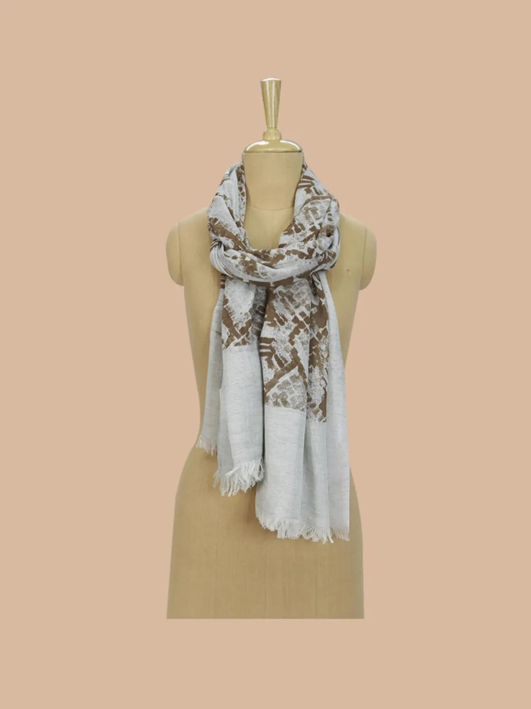 Casual Scarf with Printed Pattern in Grey