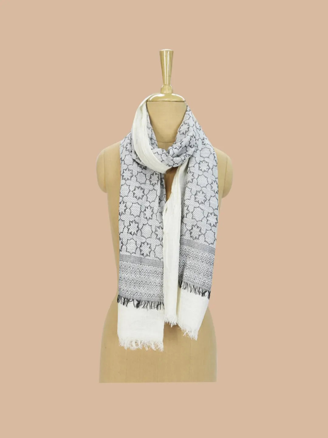 Casual Scarf with Dobby Pattern in White