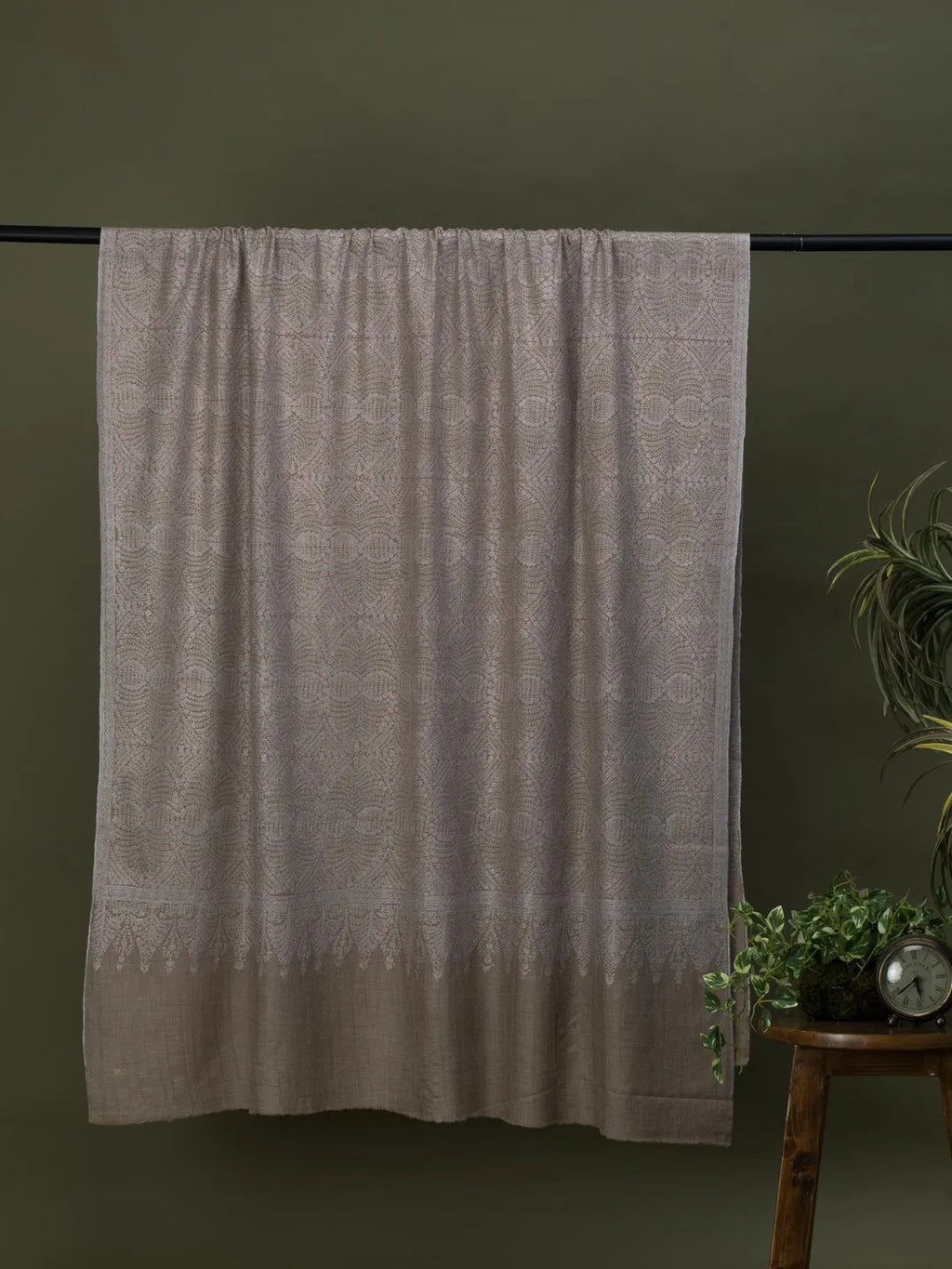 Elegant Handloom Pashmina Shawl Jama Embroidery in Beige