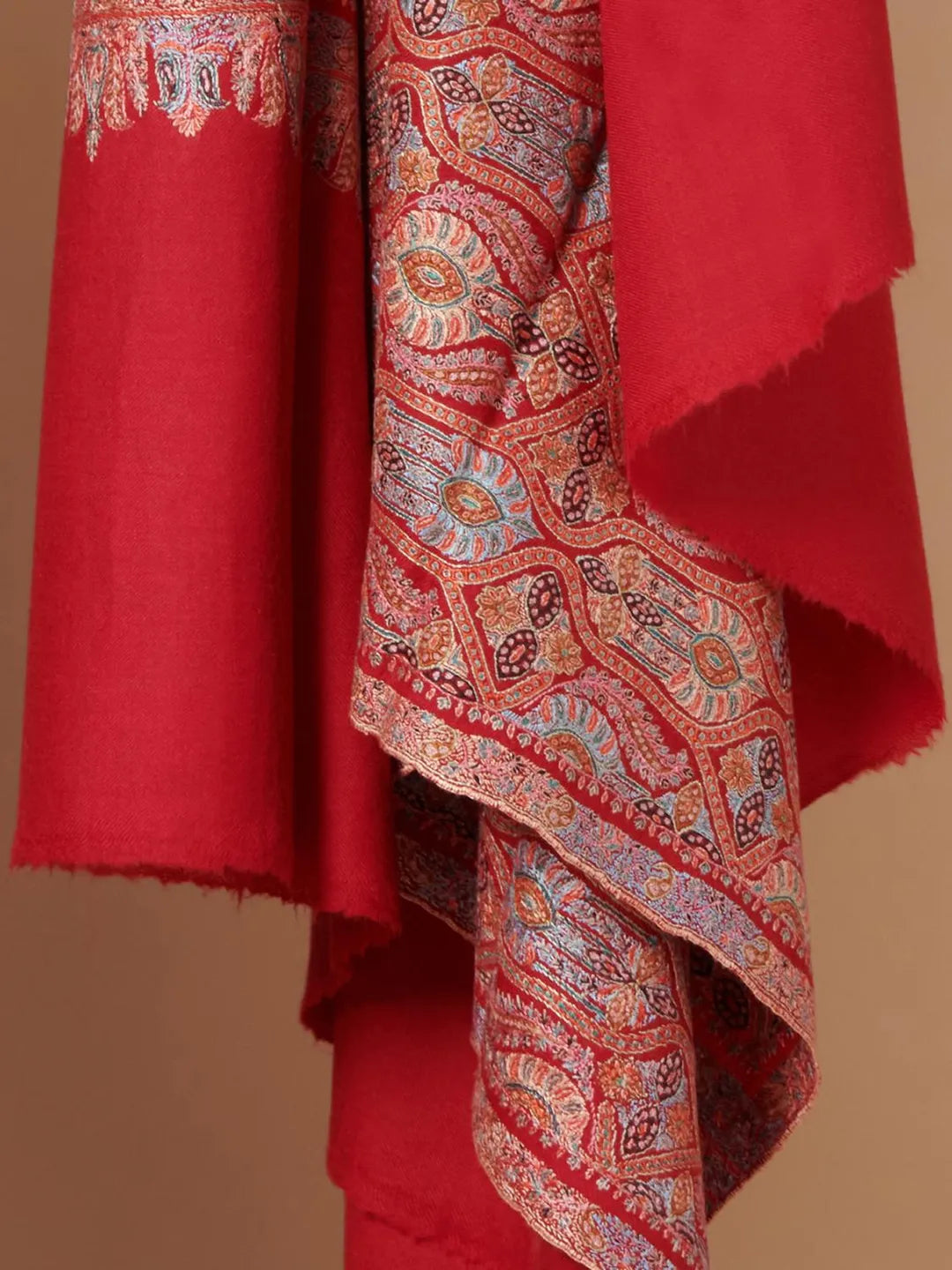 Elegant Handloom Pashmina Shawl in Red