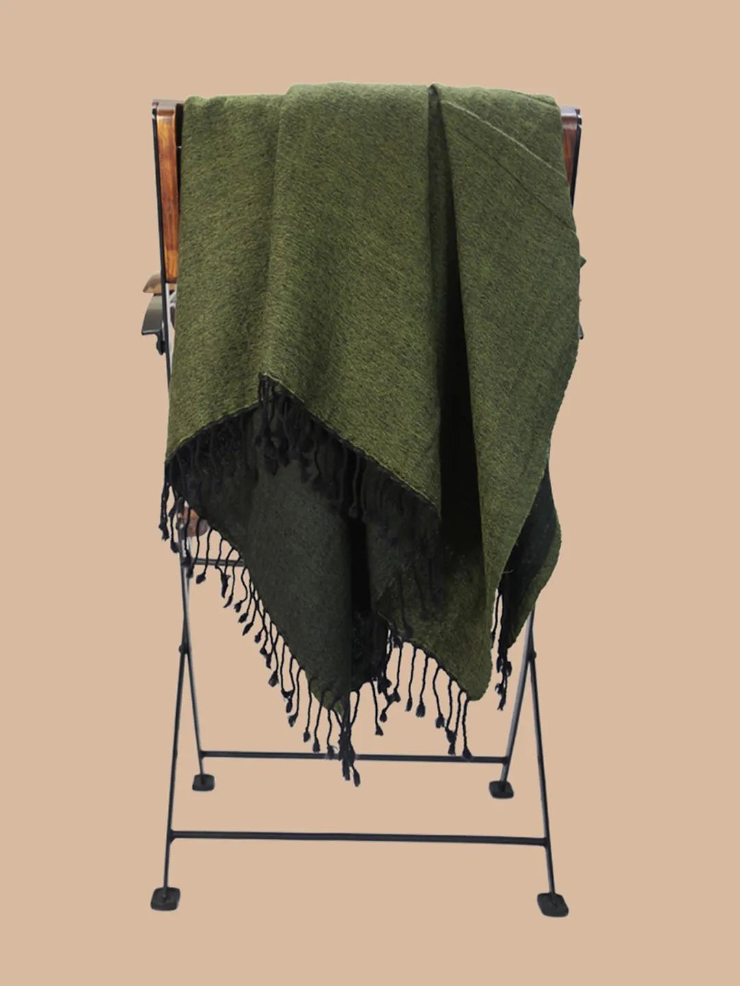 Cosy Throws Decorative Weave with Reversible Throw Pattern in Green