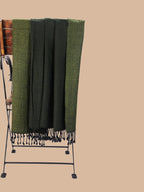 Cosy Throws Decorative Weave with Reversible Throw Pattern in Green