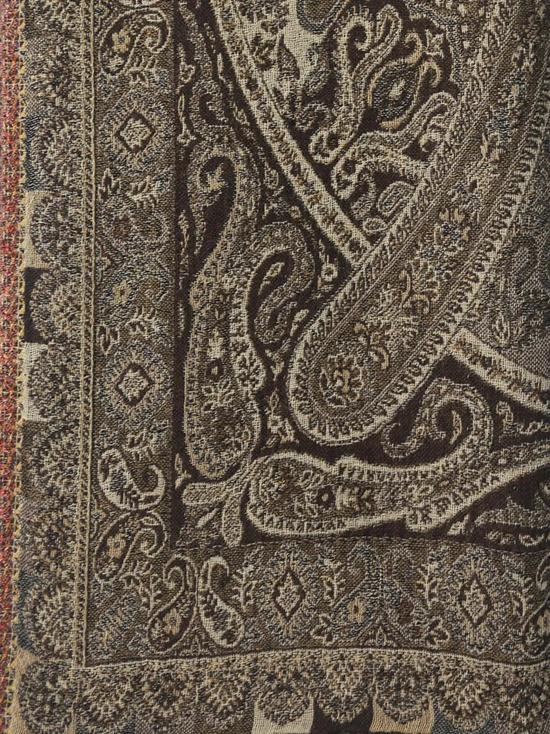 Cosy Throws Decorative Weave with Reversible Throw Pattern in Dark Brown