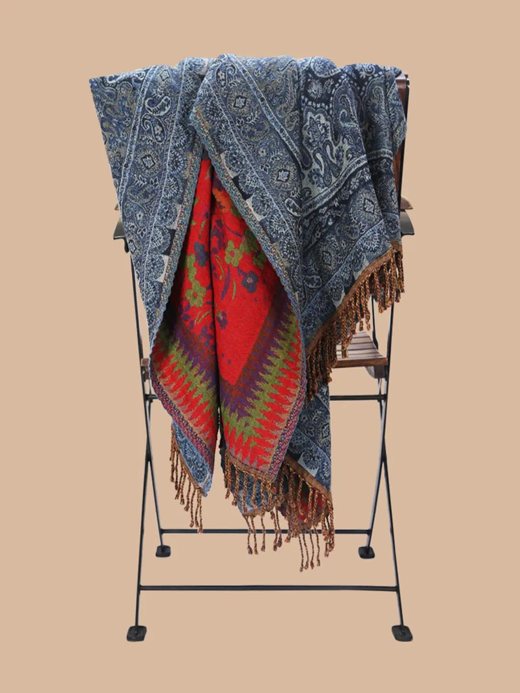 Cosy Throws Decorative Weave with Reversible Throw Pattern in Blue & Red