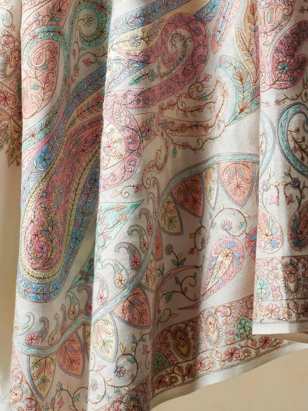 Classic Shawl Wool Blend with Jamawaar Pattern in White