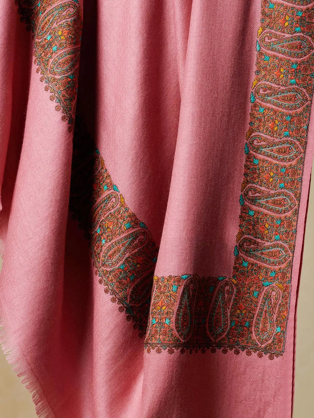 Elegant Shawl Wool Blend with Jamawaar Pattern in Pink