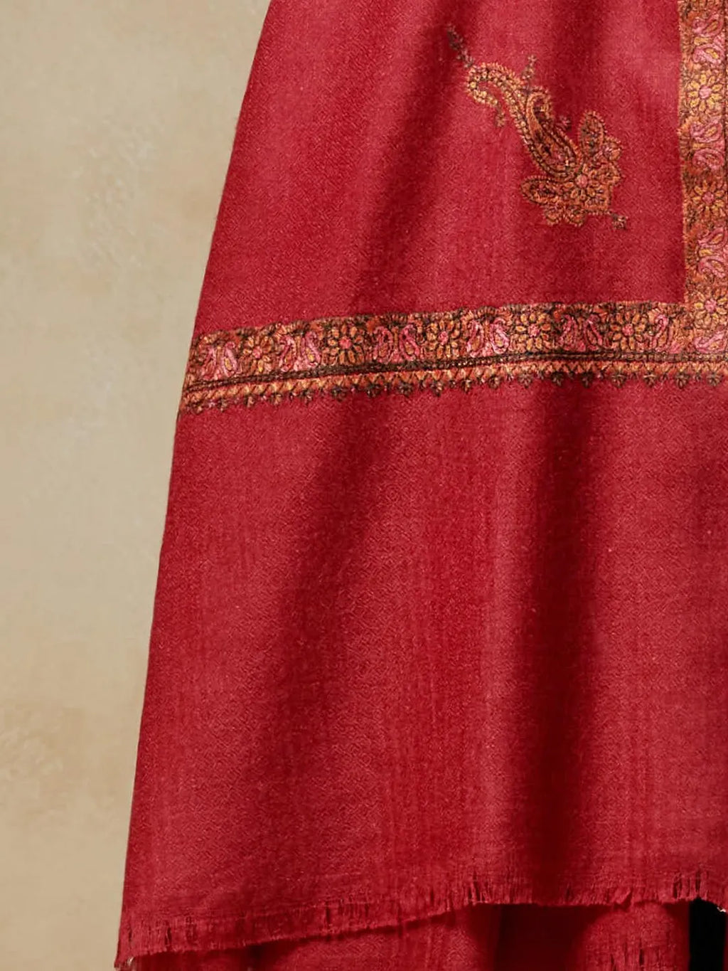 Elegant Shawl Wool Blend with Jamawaar Pattern in Red