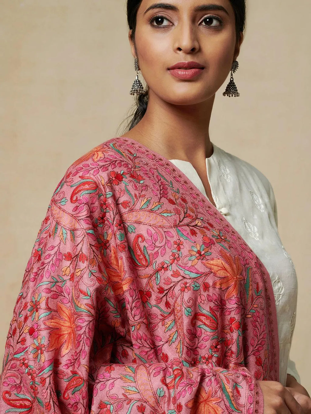 Elegant Shawl Wool Blend with Jamawaar Pattern in Pink