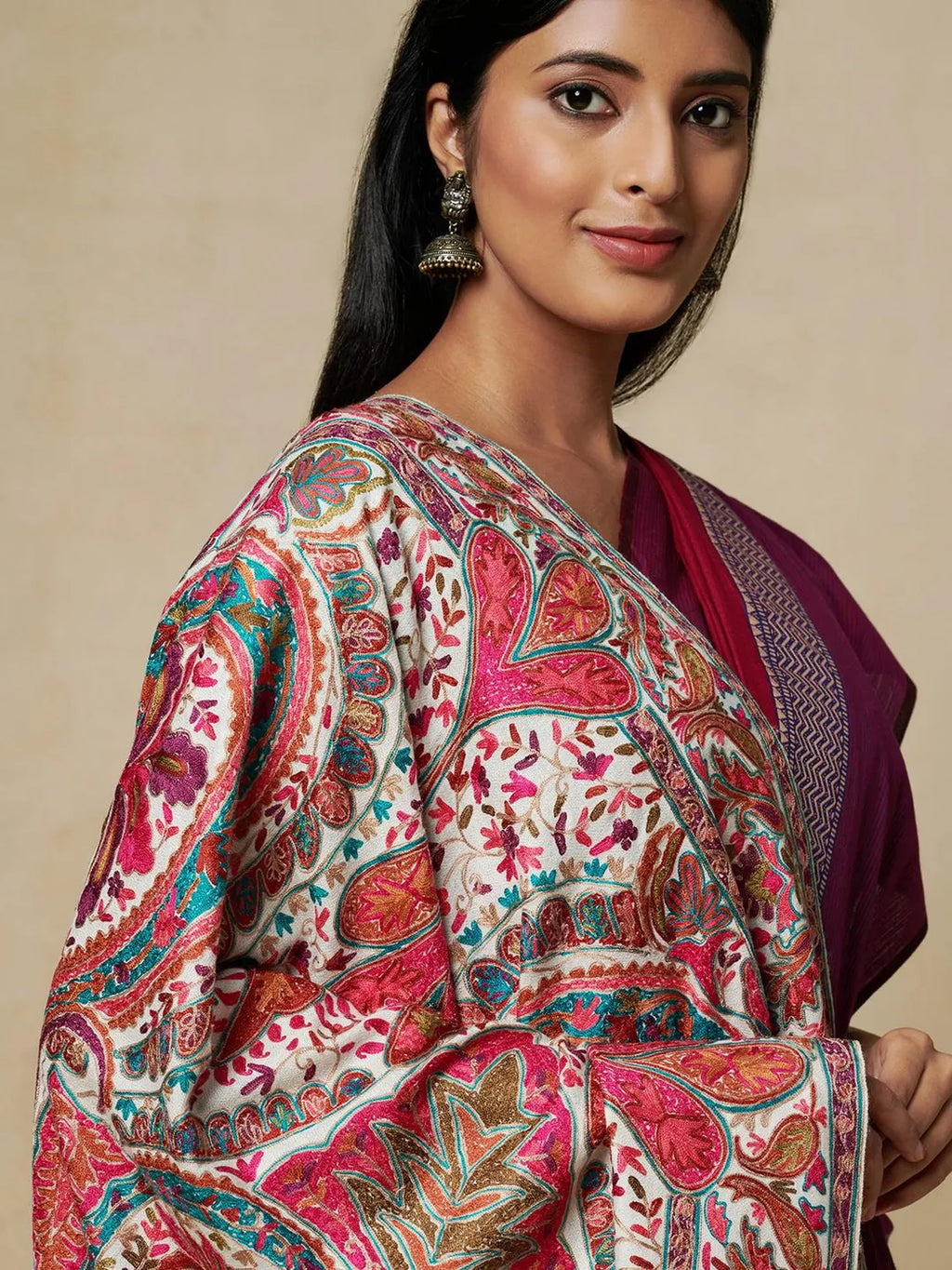 Classic Shawl Wool Blend with Aari Embroidery Pattern in White (Multi)