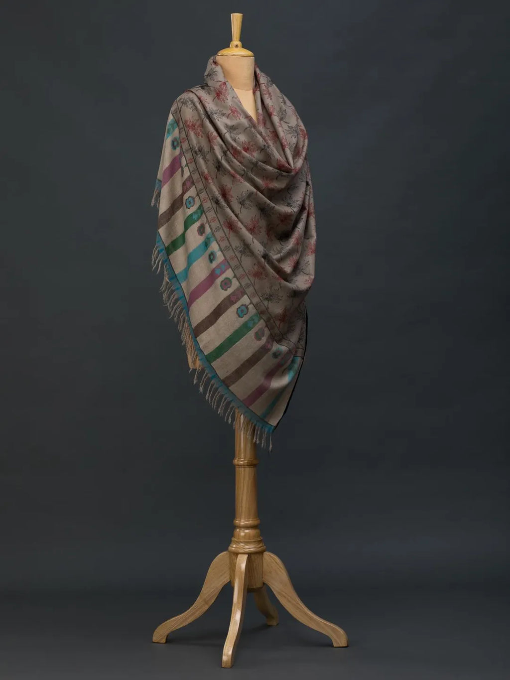 Classic Handloom Pashmina Shawl in Beige