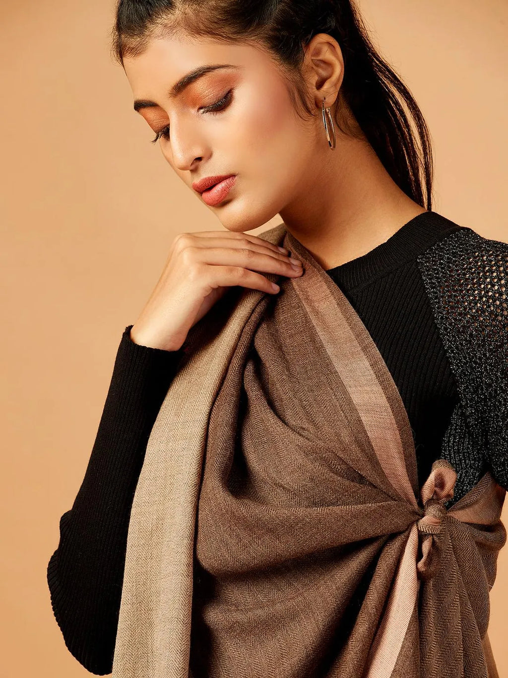 Elegant Stole Wool Blend with Dobby Pattern in Brown & Beige