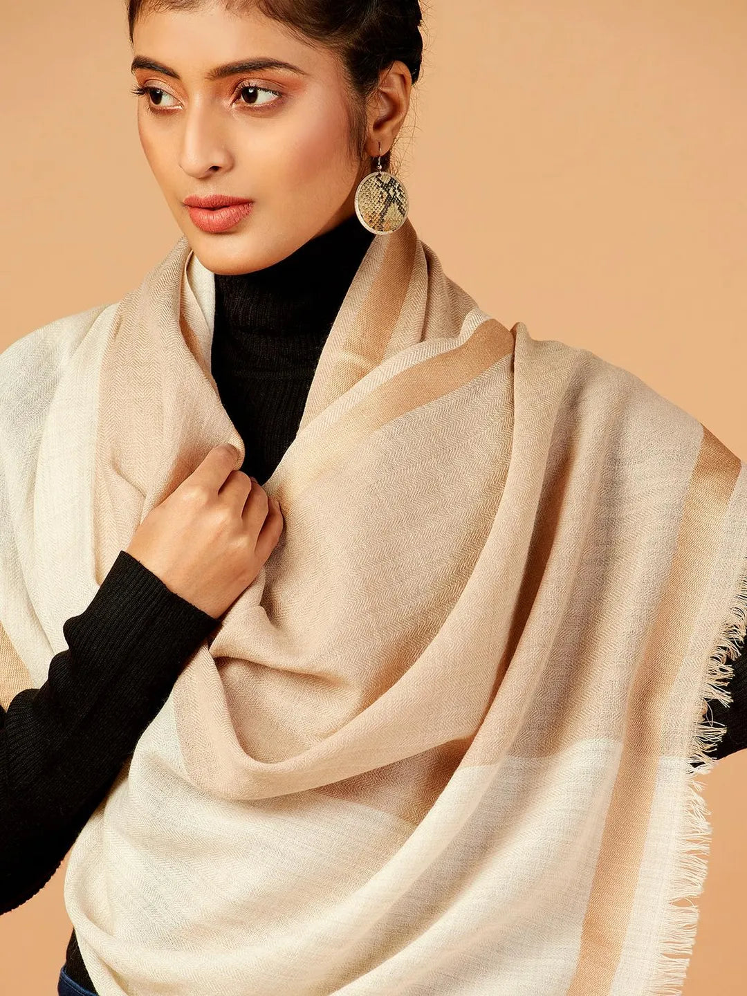 Chic Stole Wool Blend with Dobby Pattern in Multi