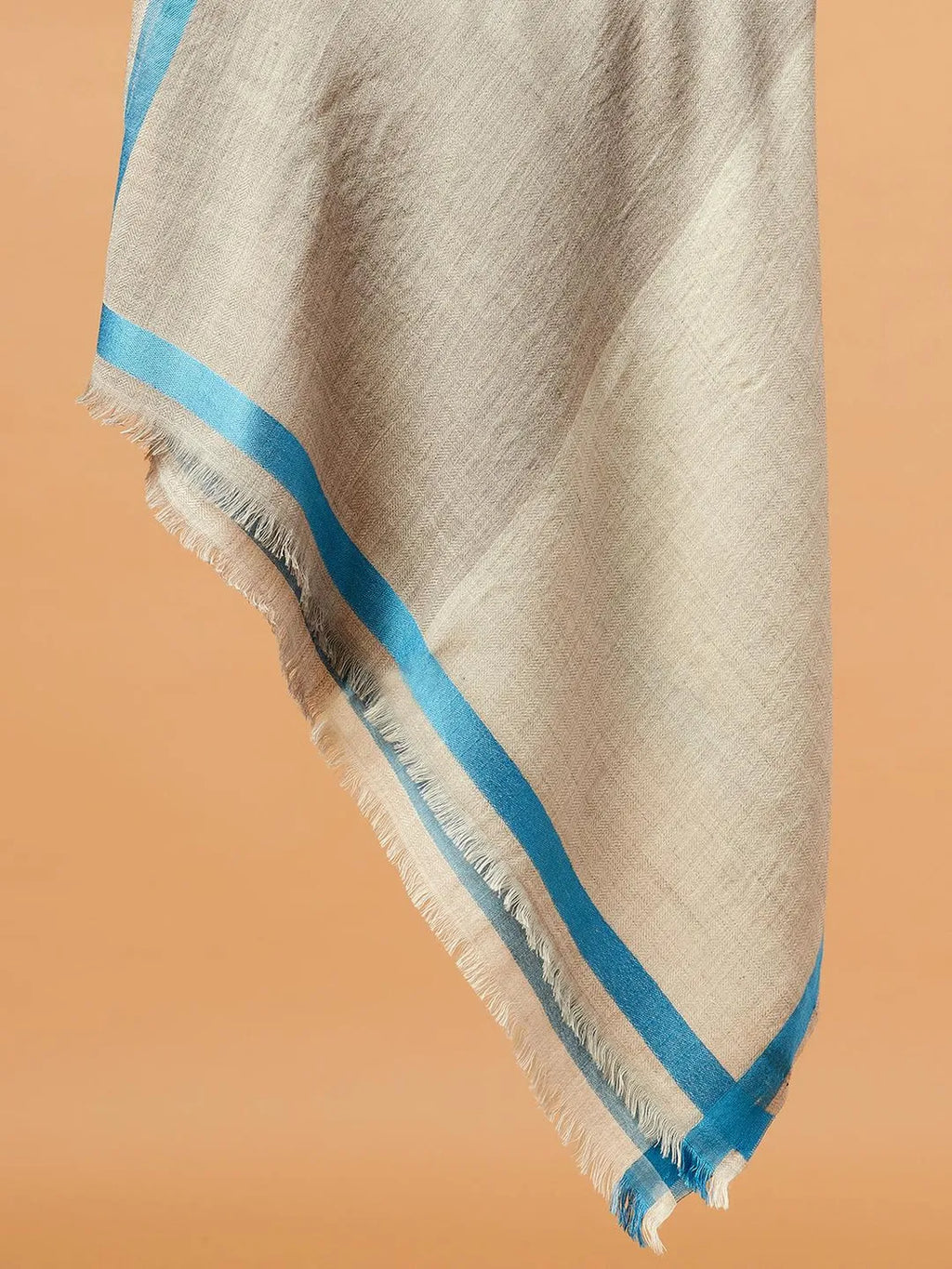 Elegant Stole Wool Blend with Dobby Pattern in Grey & Ivory