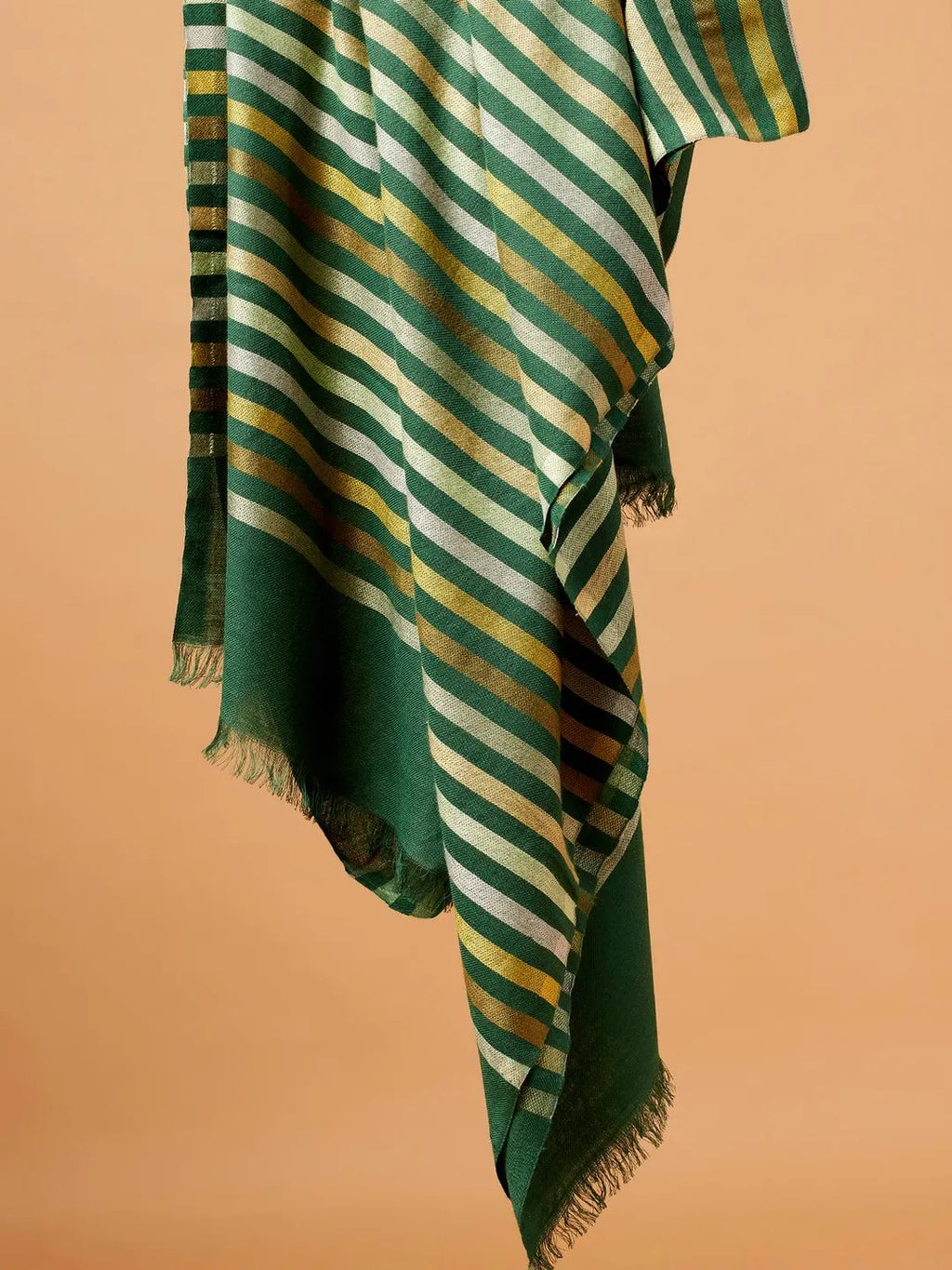 Chic Stole with Dobby Pattern in Green