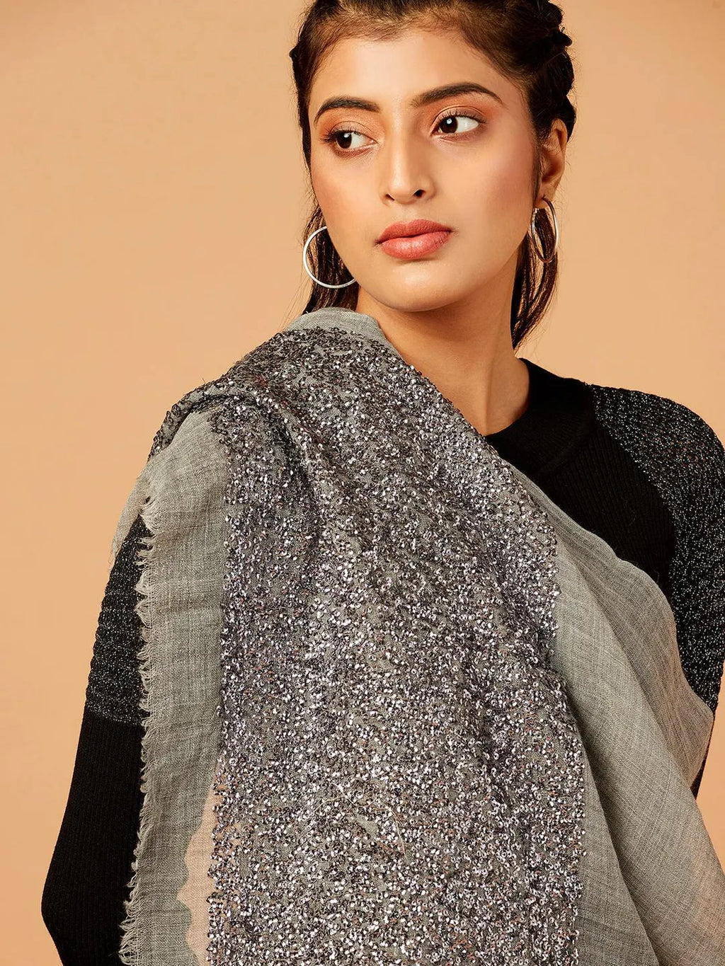 Chic Stole Sequined Detailing with Sequence Pattern in Grey