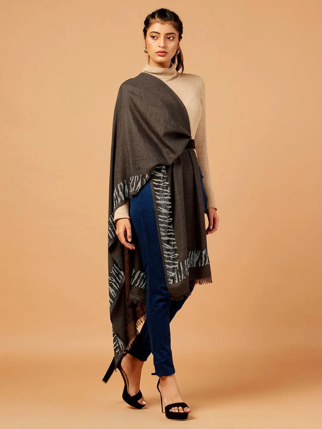 Chic Stole Wool Blend with Dobby Pattern in Multi