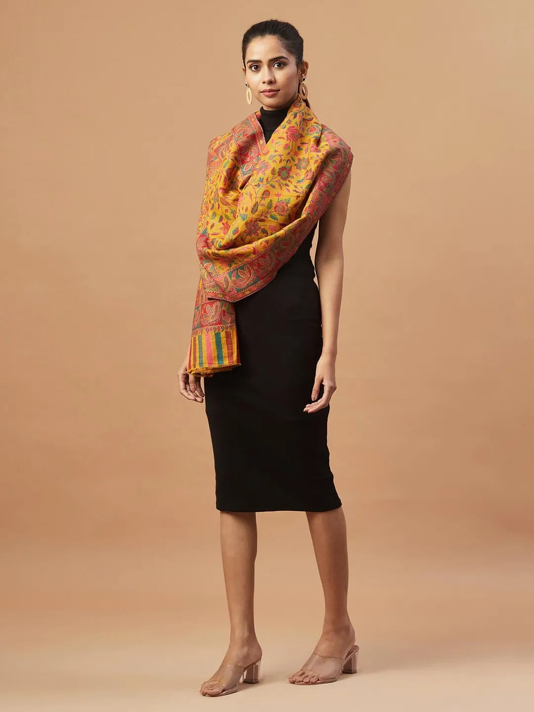 Chic Stole Wool Blend with Jacquard Pattern in Musturd Yellow