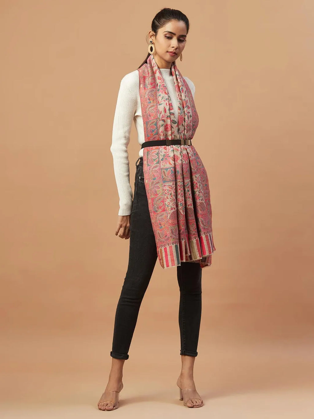 Elegant Stole Wool Blend with Jacquard Pattern in Pink