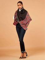 Chic Stole Wool Blend with Jacquard Pattern in Black