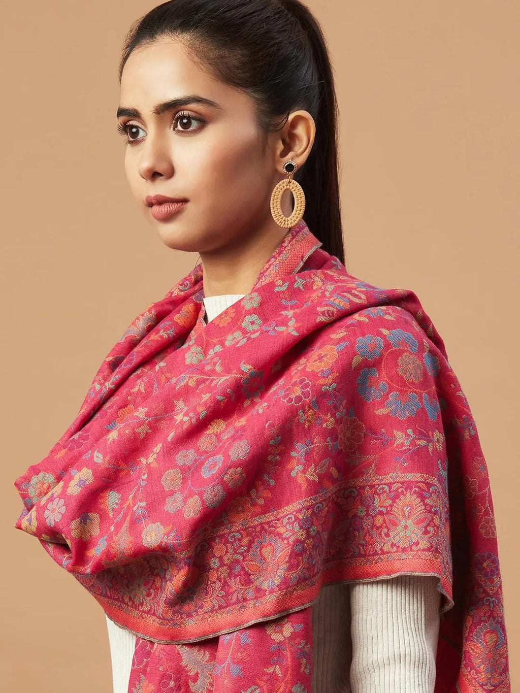 Chic Stole Wool Blend with Jaal With Zari Pattern in Pink