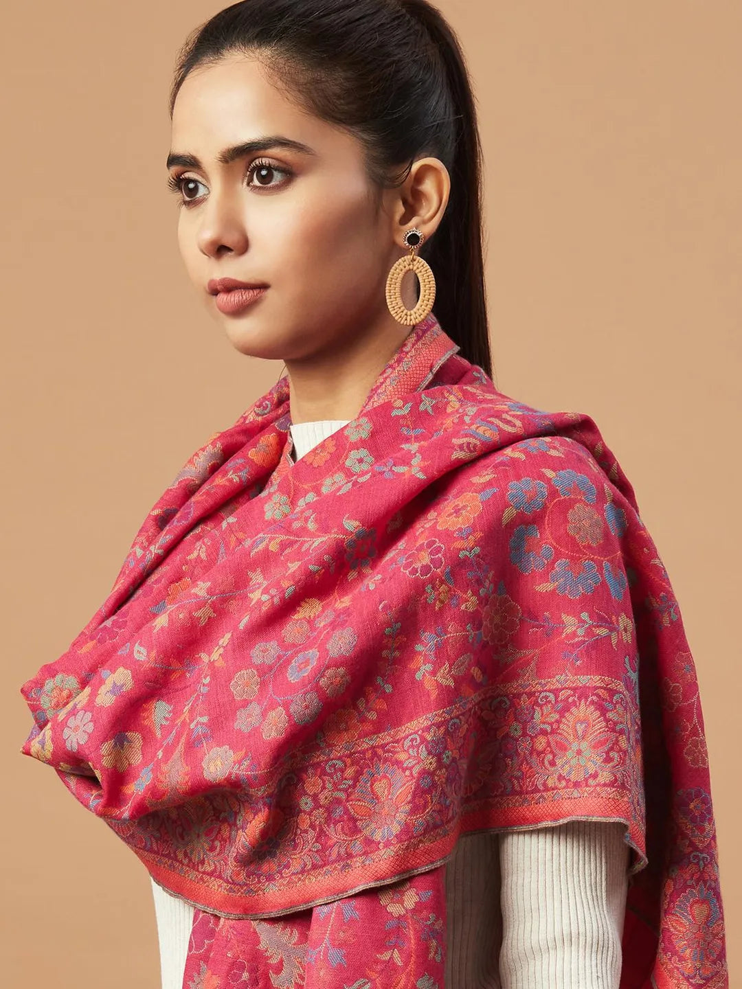 Chic Stole Wool Blend with Jaal With Zari Pattern in Pink