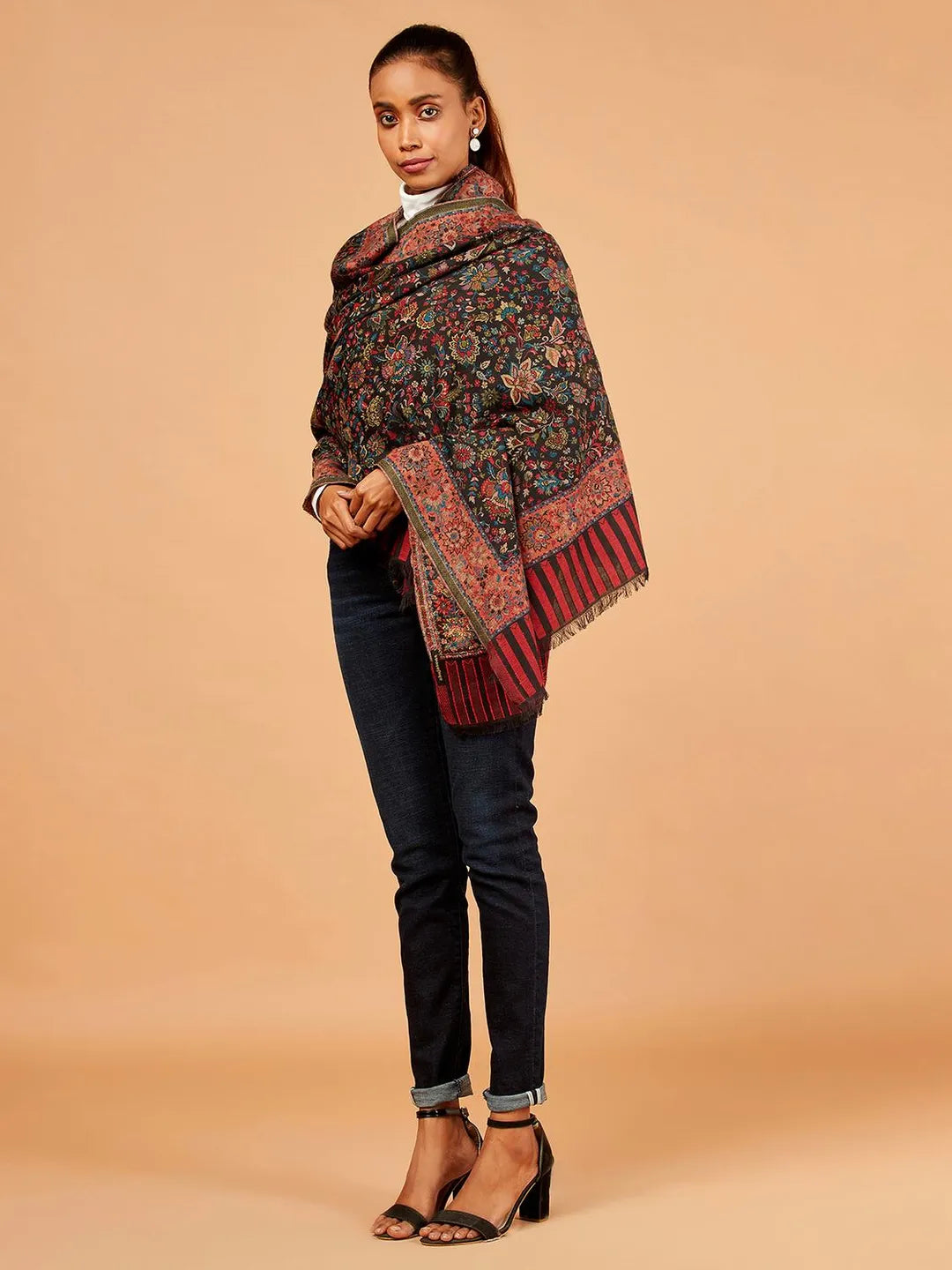 Chic Stole Wool Blend with Jaal With Zari Pattern in Black